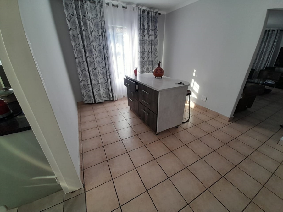 3 Bedroom Property for Sale in Geelhoutpark North West